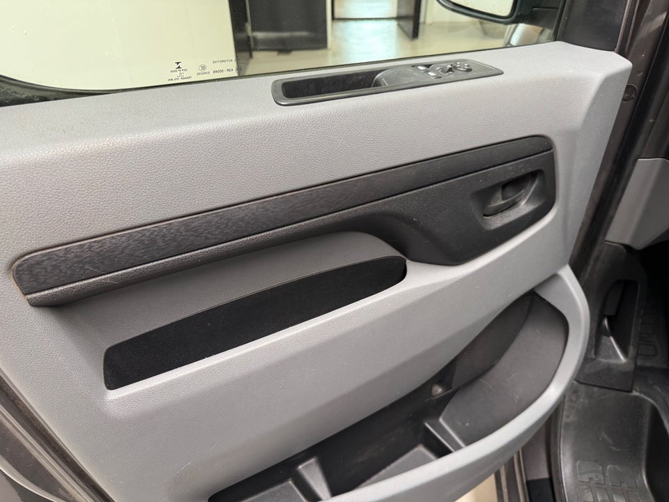 Toyota ProAce 2,0 D 177 Long Comfort Master aut. 6d