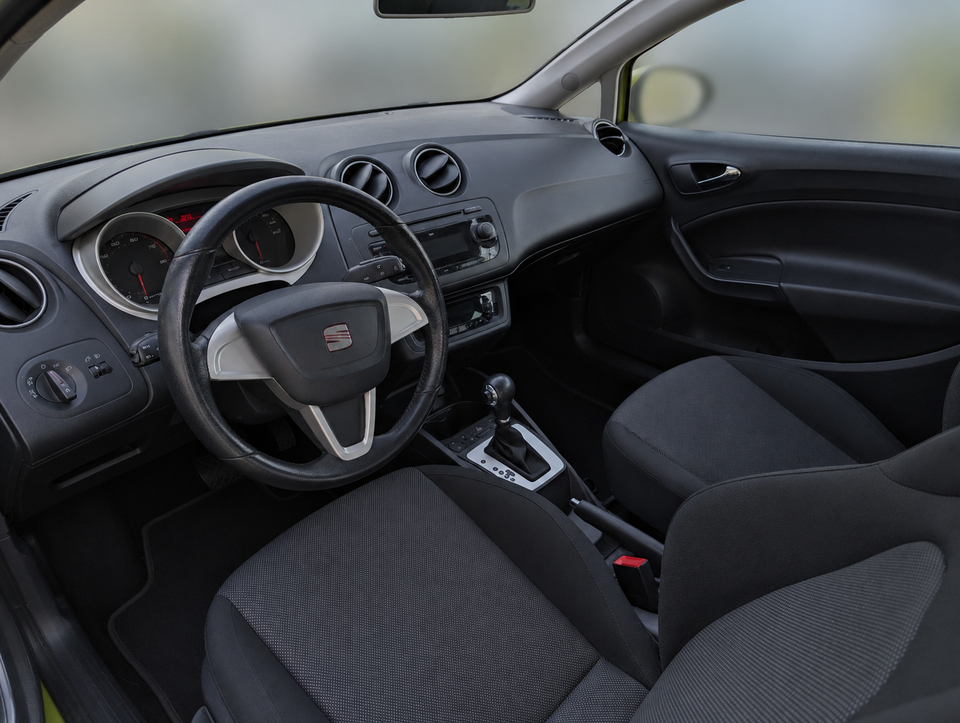Seat Ibiza 1,6 16V Sport SC DSG 3d