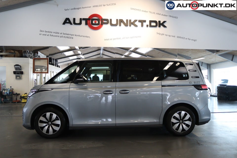 VW ID.Buzz 77 Style SWB 5d