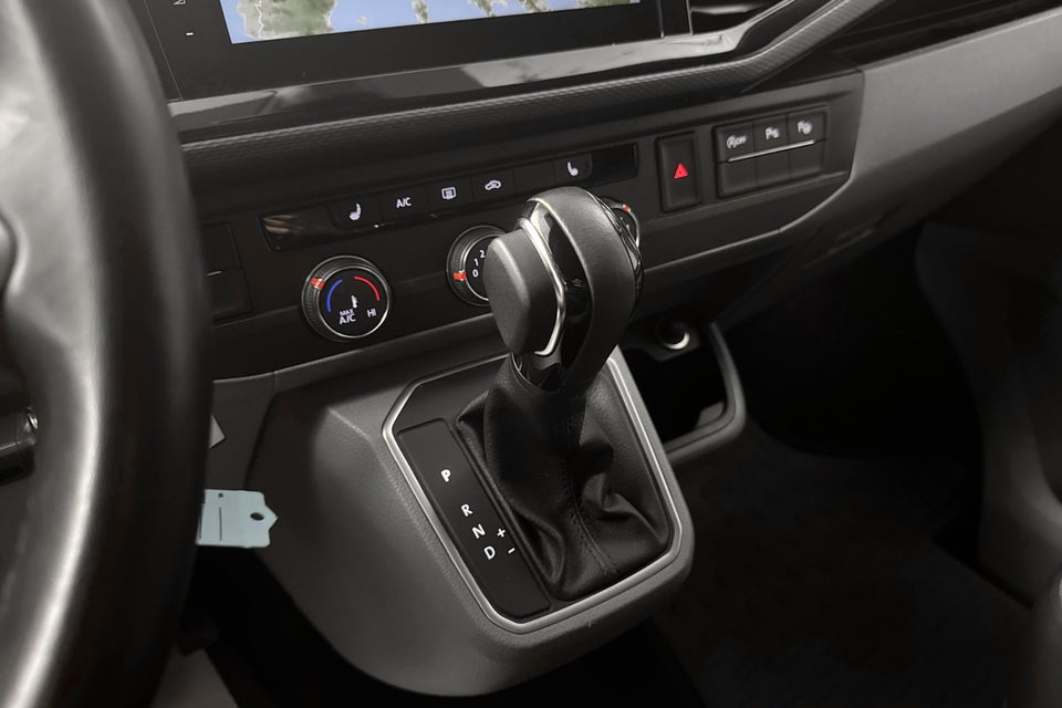 VW Transporter 2,0 TDi 204 Kassevogn DSG kort