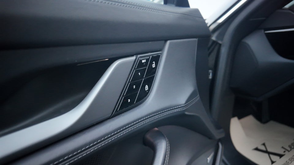 Porsche Taycan 4S Performance+ 4d