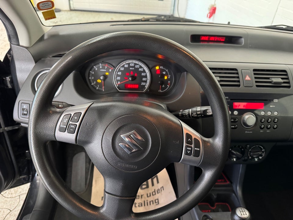 Suzuki Swift 1,3 GL-A 5d