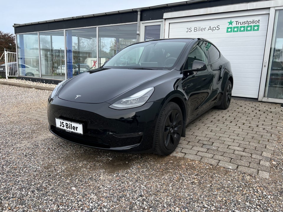 Tesla Model Y Long Range AWD 5d