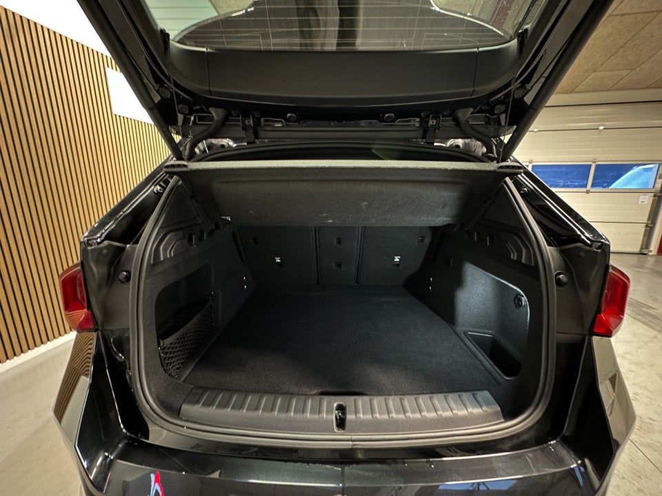 BMW iX1 xDrive30 Fully Charged M-Sport 5d