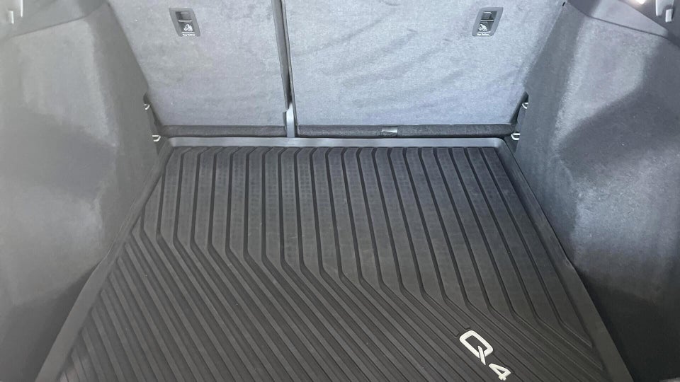 Audi Q4 e-tron 50 quattro 5d