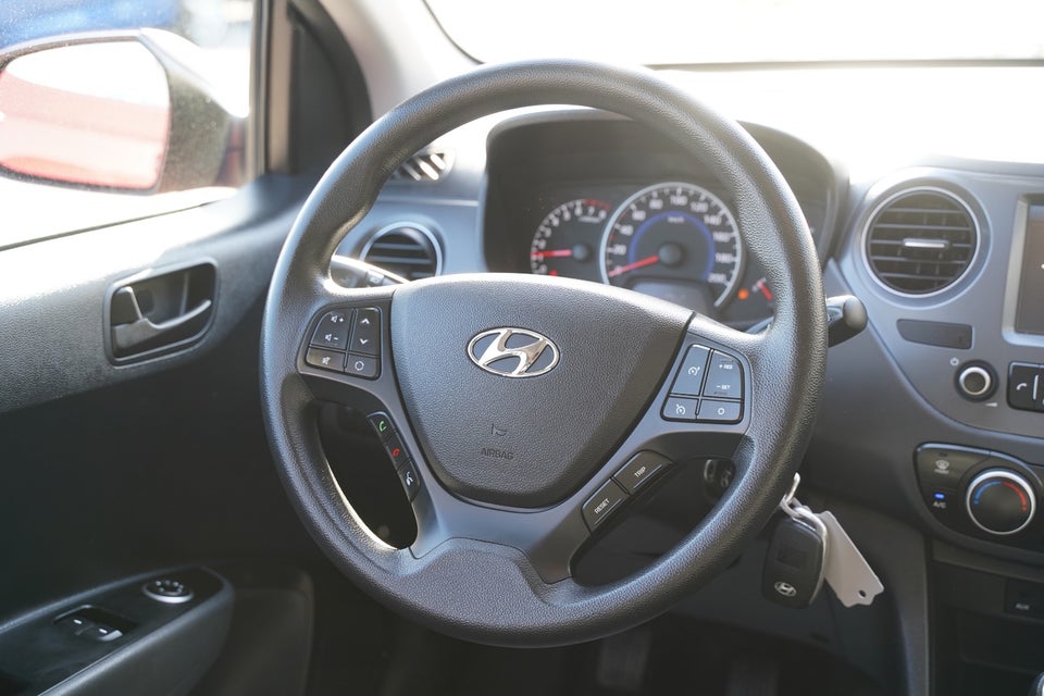 Hyundai i10 1,0 Touch 5d