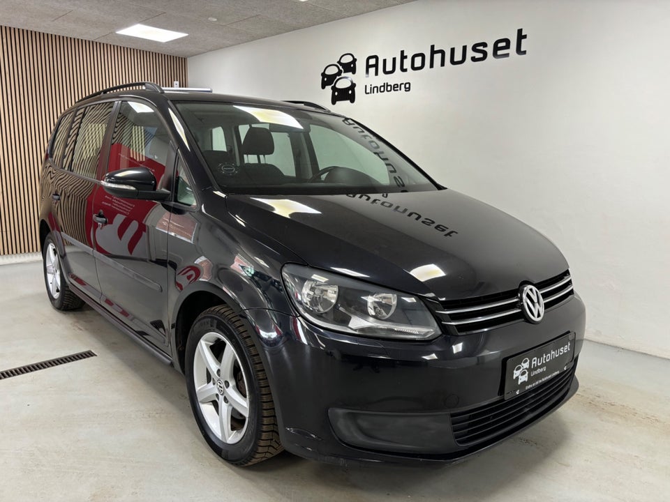 VW Touran 1,6 TDi 105 Trendline BMT 5d