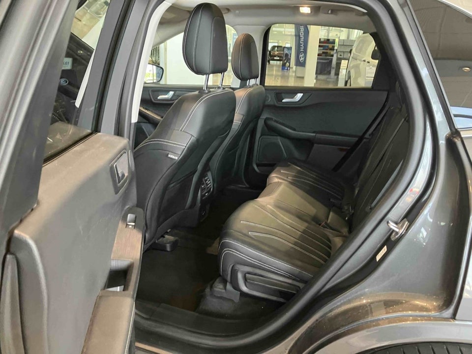 Ford Kuga 2,5 PHEV Vignale CVT 5d