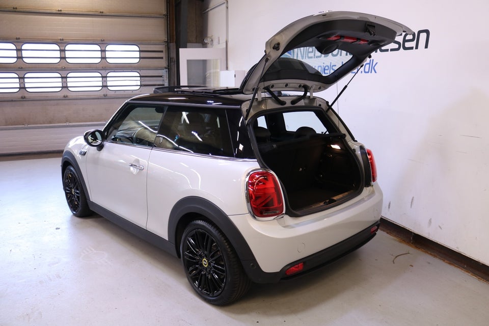 MINI Cooper SE Yours Trim 3d