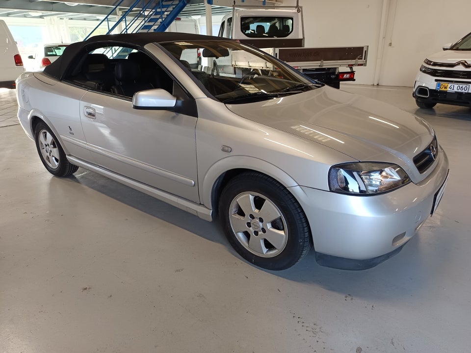 Opel Astra 1,8 16V Bertone Cabriolet 2d