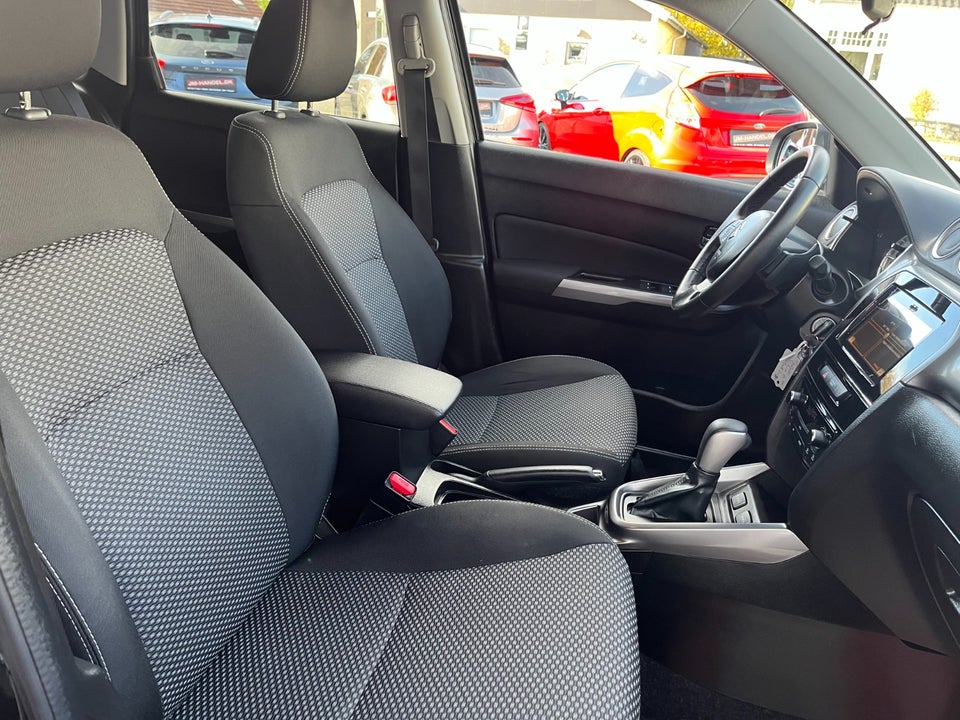 Suzuki Vitara 1,4 Boosterjet Active aut. 5d