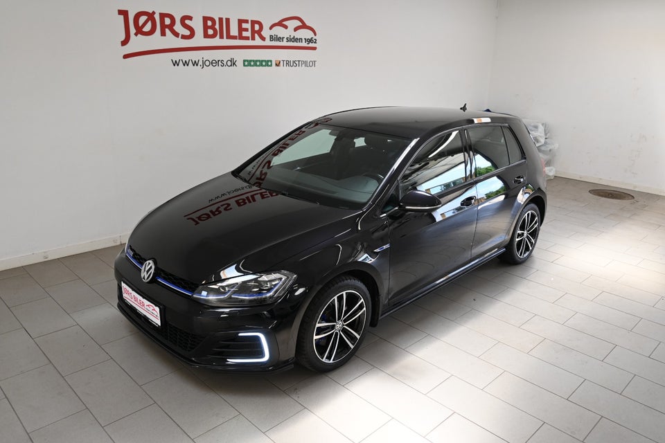 VW Golf VII 1,4 GTE DSG 5d