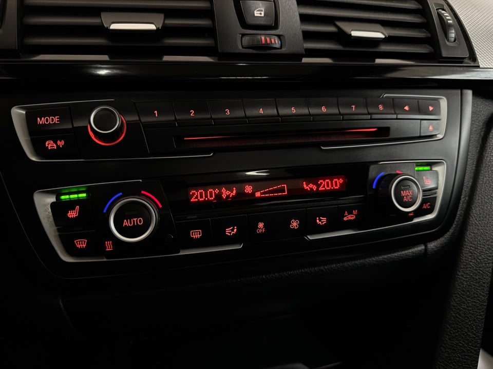 BMW 330d 3,0 Touring M-Sport aut. 5d