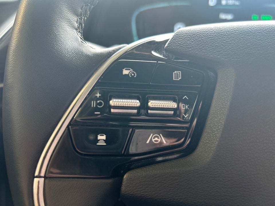 Kia Niro 1,6 PHEV Prestige DCT 5d