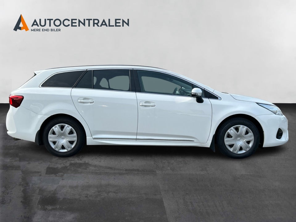 Toyota Avensis 1,8 VVT-i T2 Premium Touring Sports 5d