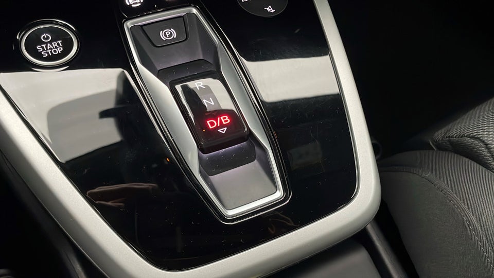 Audi Q4 e-tron 45 Progress 5d