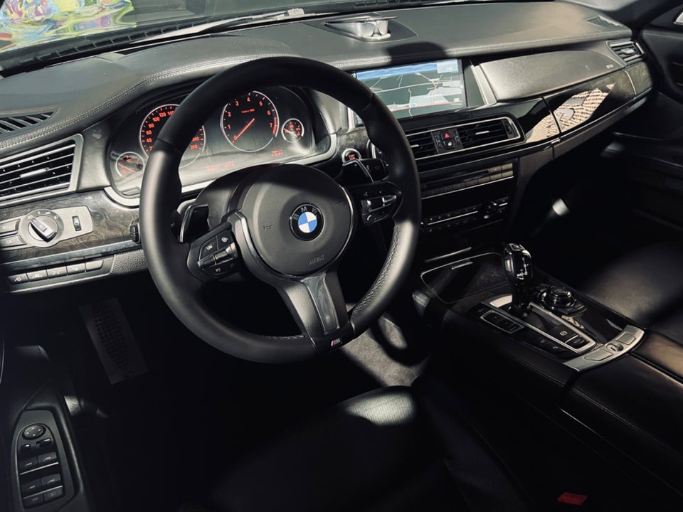 BMW 750Li 4,4 aut. 4d