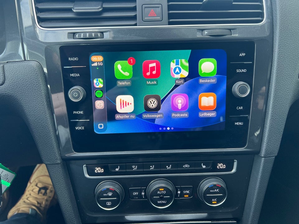 VW Golf VII 1,5 TSi 130 Comfortline Variant 5d