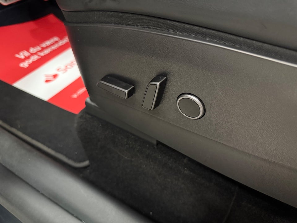 Tesla Model Y Long Range AWD 5d