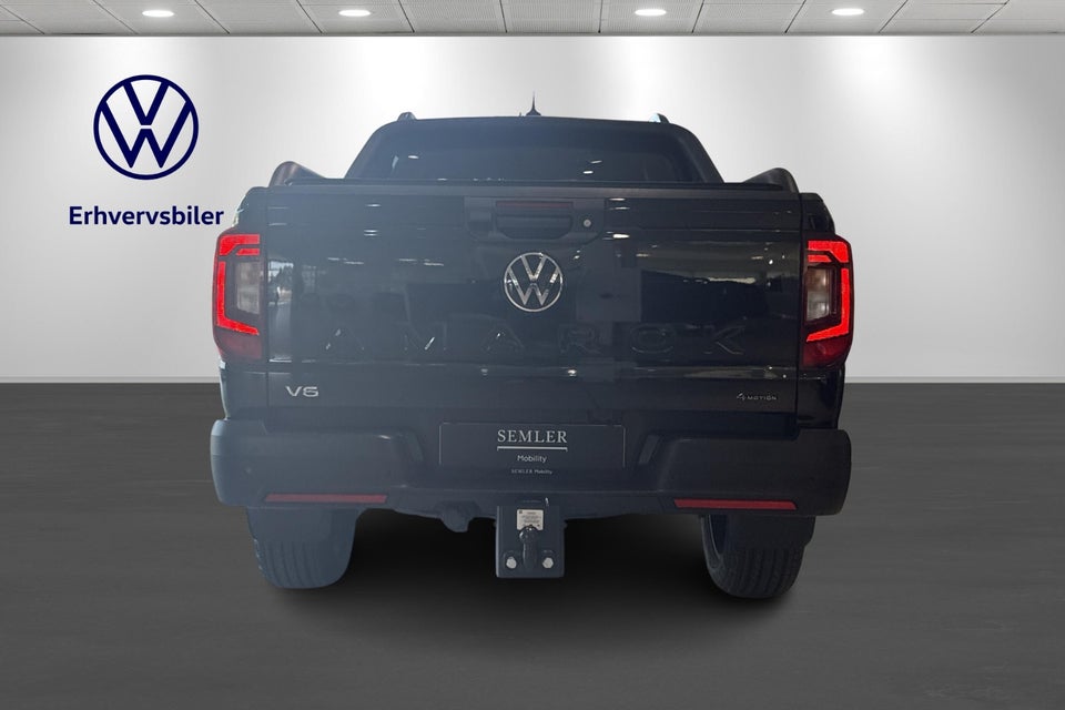 VW Amarok 3,0 TDi 240 Dark Label aut. 4Motion 4d