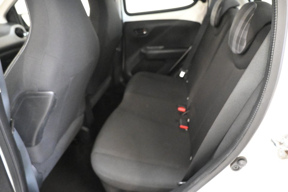 Peugeot 108 1,0 e-VTi 72 Allure+ 5d
