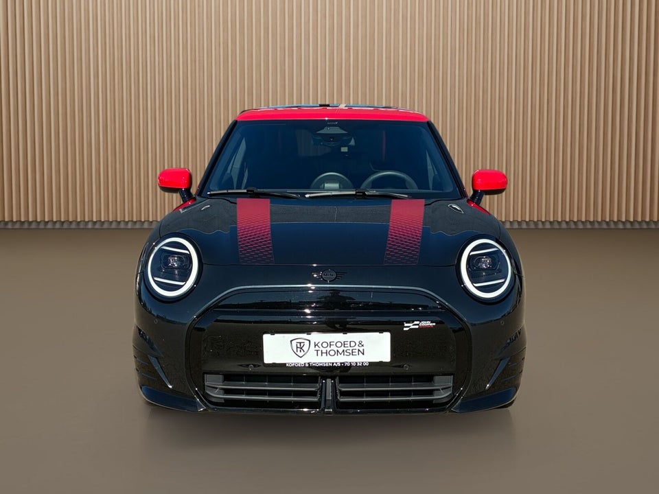MINI Cooper SE JCW Trim M 3d