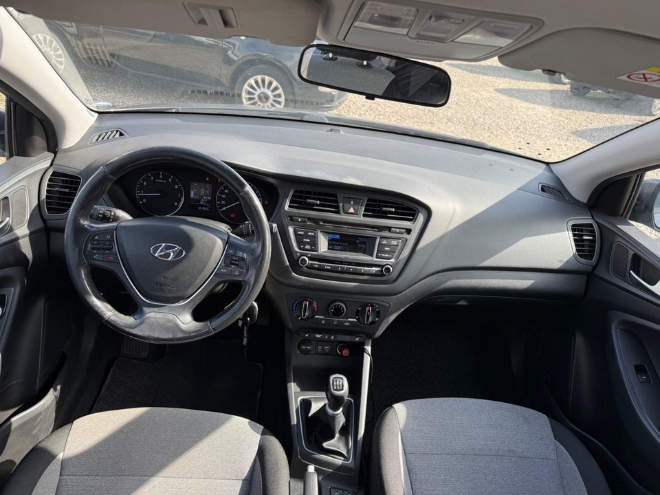 Hyundai i20 1,25 Trend 5d