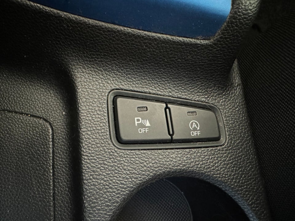 Hyundai i20 1,25 EM-Edition 5d