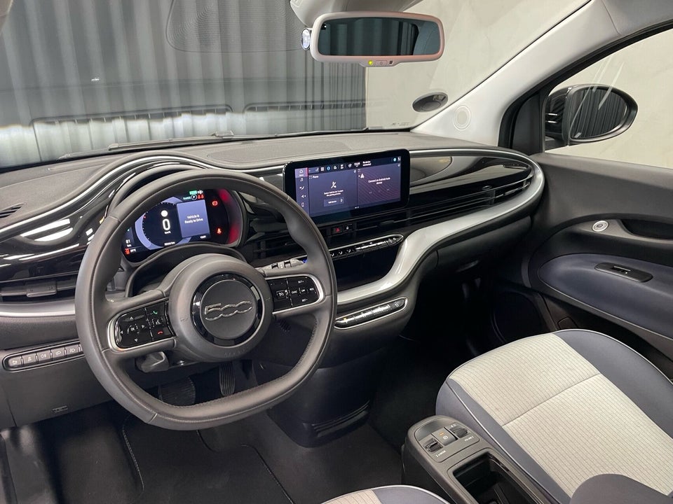 Fiat 500e 42 Icon 3d