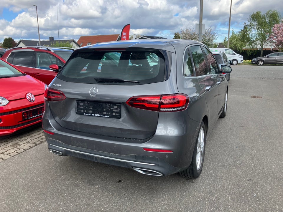 Mercedes B200 1,3 aut. 5d