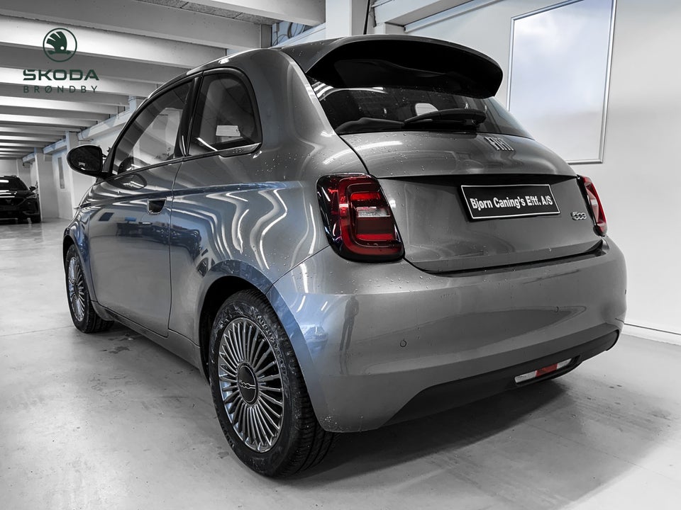 Fiat 500e 42 Icon 3d