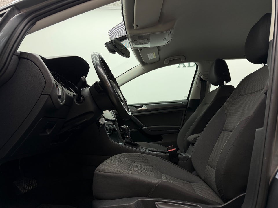 VW Golf VII 1,6 TDi 115 Comfortline Variant DSG Van 5d