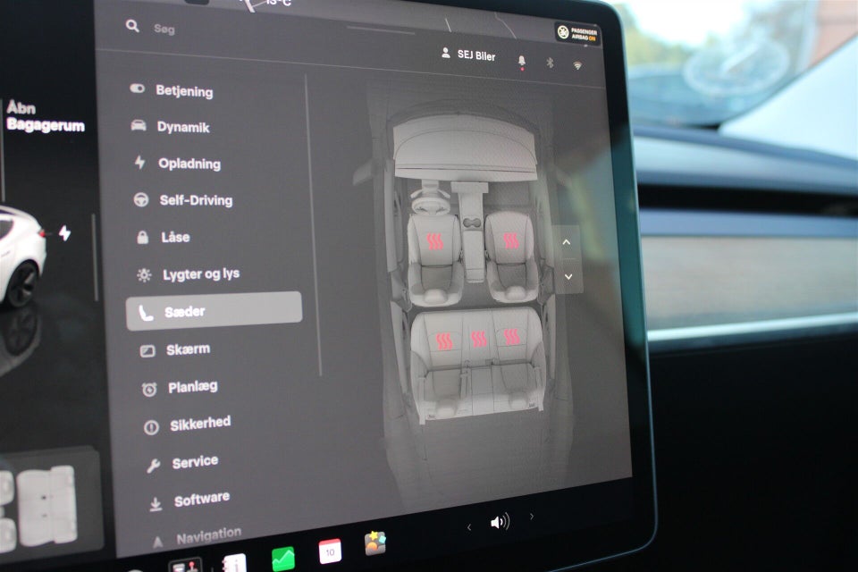 Tesla Model 3 Long Range AWD 4d