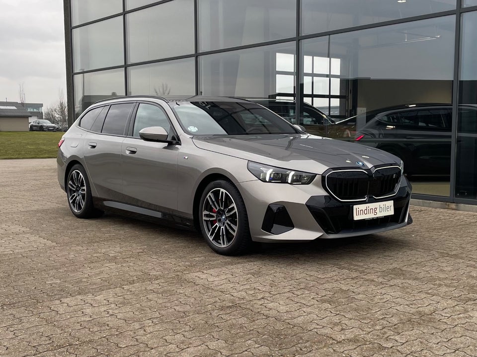 BMW i5 eDrive40 Touring M-Sport Pro 5d