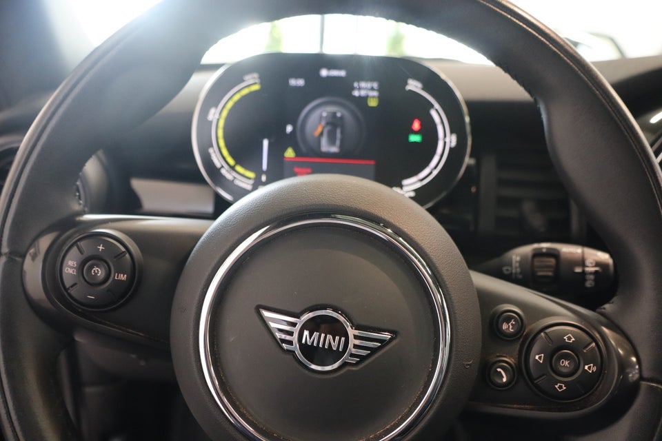 MINI Cooper SE Trim M Greenwich 3d