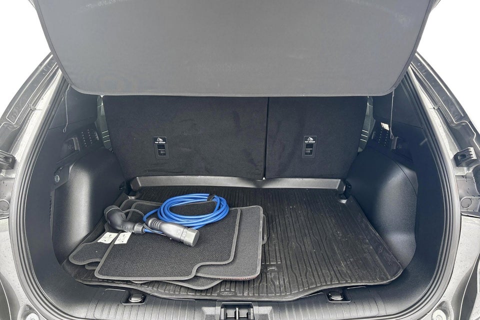Ford Kuga 2,5 PHEV ST-Line X CVT 5d