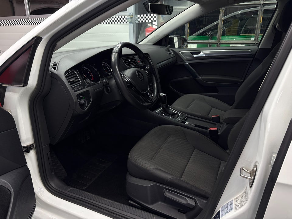 VW Golf VII 1,5 TSi 130 Highline Variant DSG 5d
