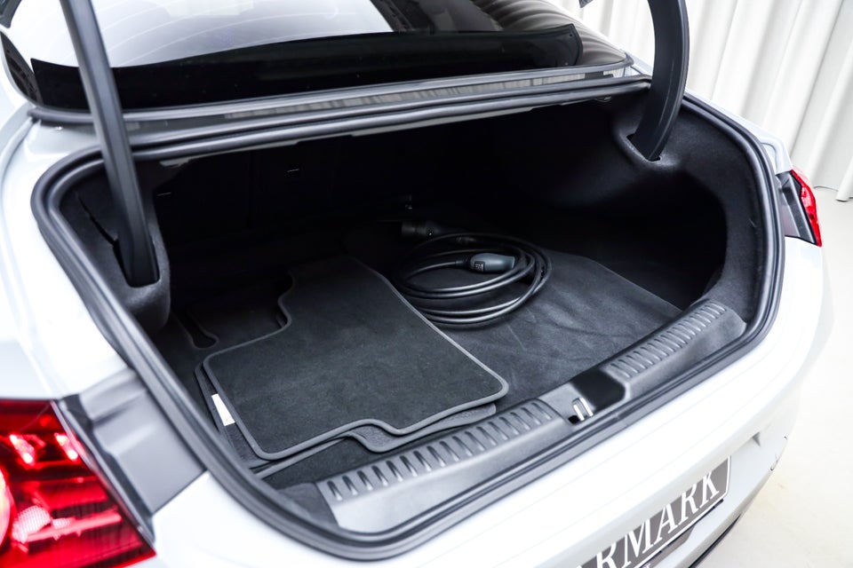 Mercedes CLA250+ electric Progressive Premium 4d