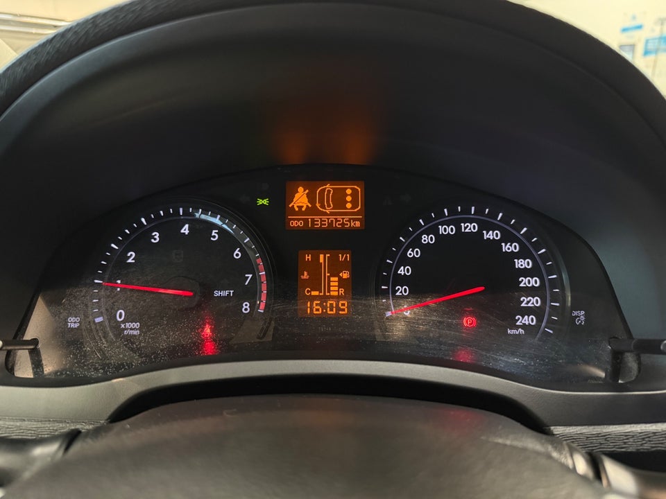 Toyota Avensis 1,6 VVT-i T1 4d