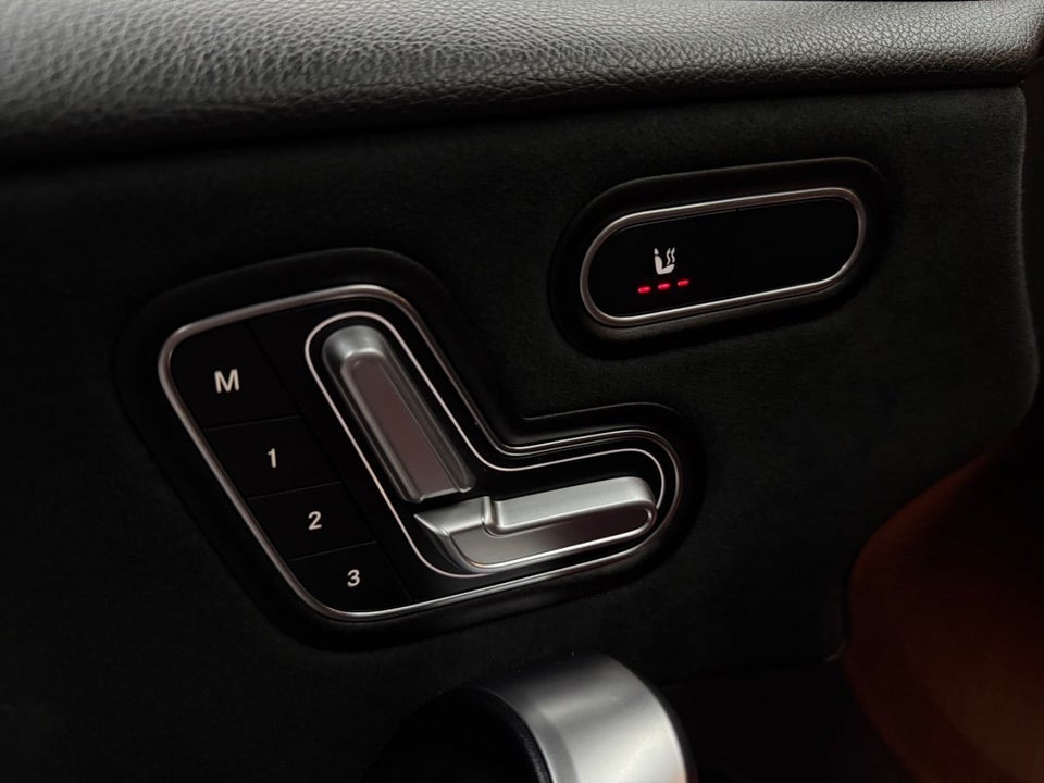 Mercedes A200 1,3 AMG Line aut. 5d