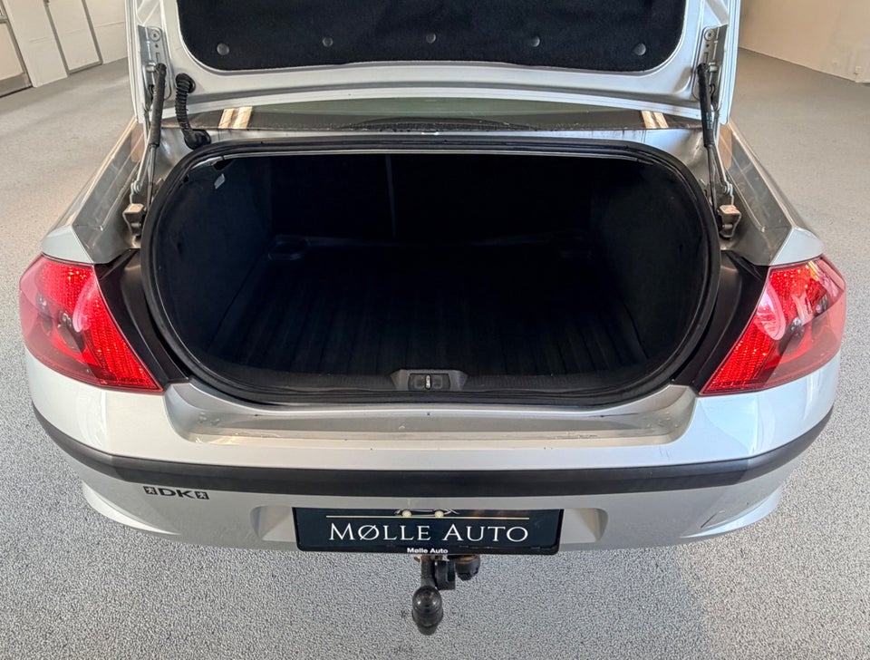 Peugeot 407 2,0 SR 4d