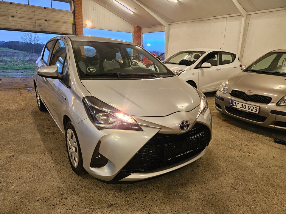 Toyota Yaris 1,5 Hybrid H2 e-CVT 5d
