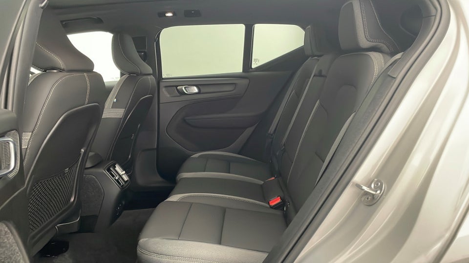 Volvo XC40 ReCharge Twin Ultimate 5d