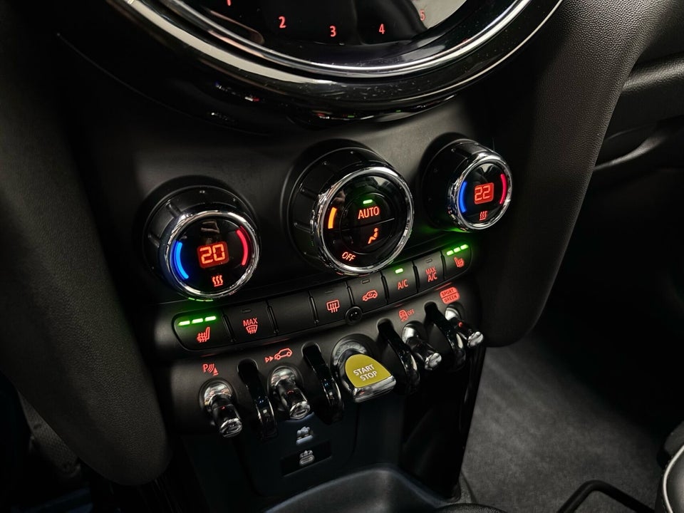 MINI Cooper SE Maximise 3d