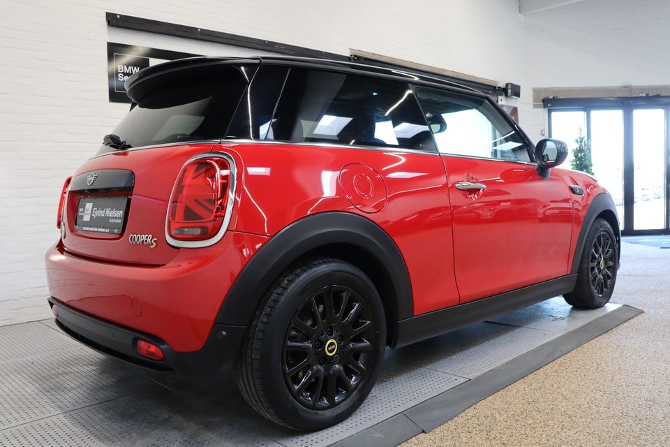 MINI Cooper SE Edition Premium Plus 3d
