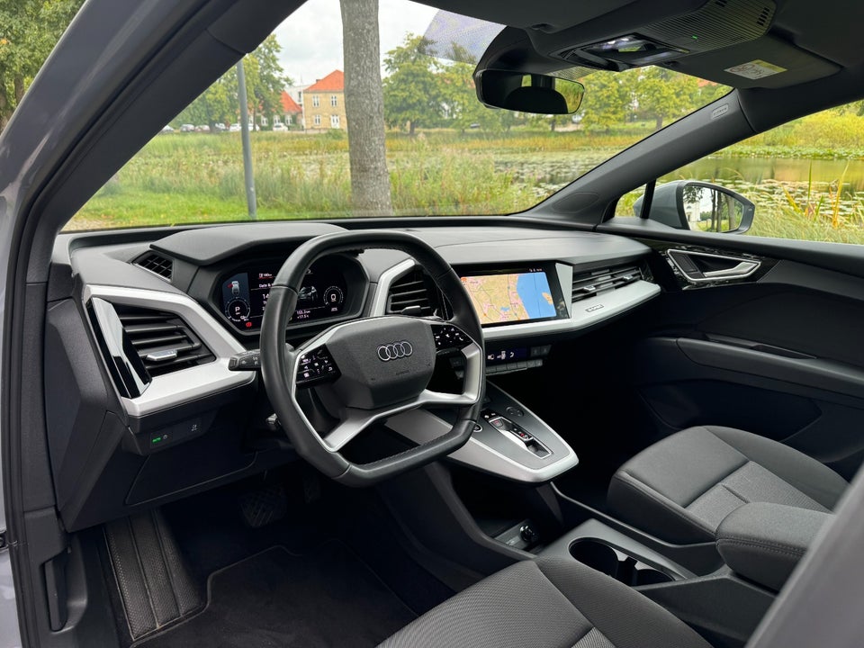 Audi Q4 e-tron 35 Attitude 5d