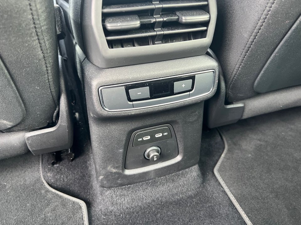 Audi Q4 e-tron 45 Progress 5d