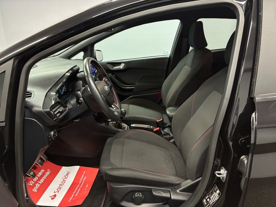 Ford Fiesta 1,0 EcoBoost mHEV ST-Line X 5d
