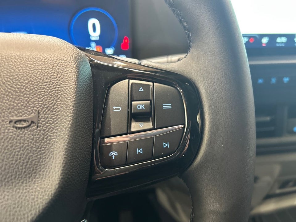 Ford Transit Custom 320 L2 2,5 PHEV Trend CVT