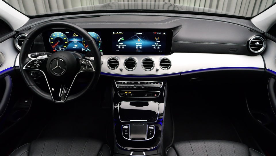 Mercedes E300 de 2,0 AMG Line stc. aut. 5d